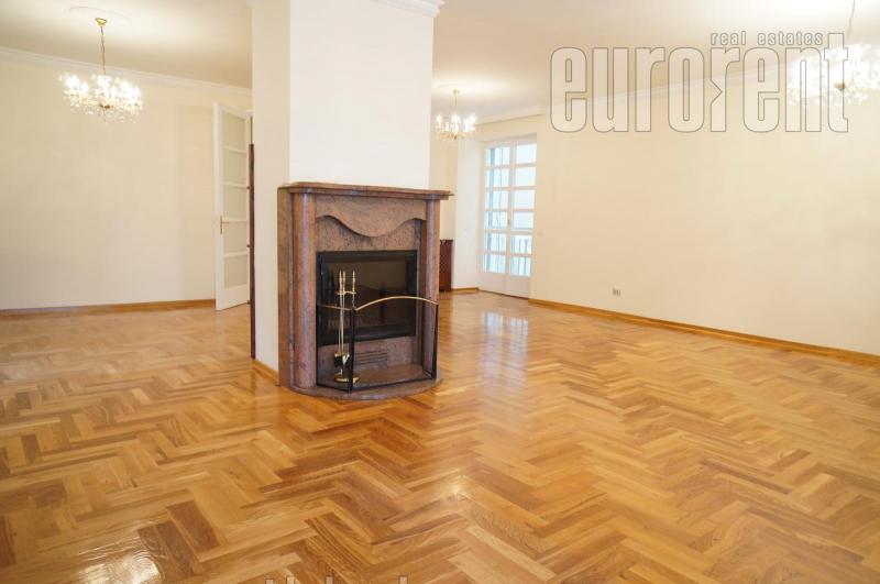 House for rent, SAVSKI VENAC, DEDINJE