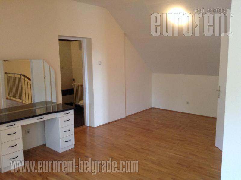 House for rent, SAVSKI VENAC, DEDINJE
