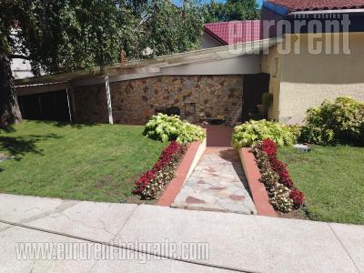 Kuća, 250 m<sup>2</sup>