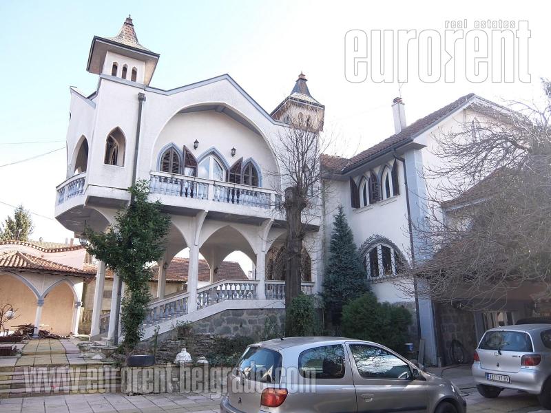Kuća za izdavanje, VOŽDOVAC, BANJICA