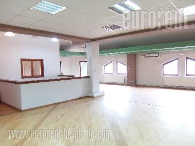 Poslovni prostor SURČIN